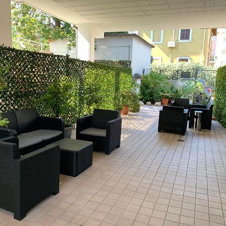 Hotel Sisto V Roma Esterno foto