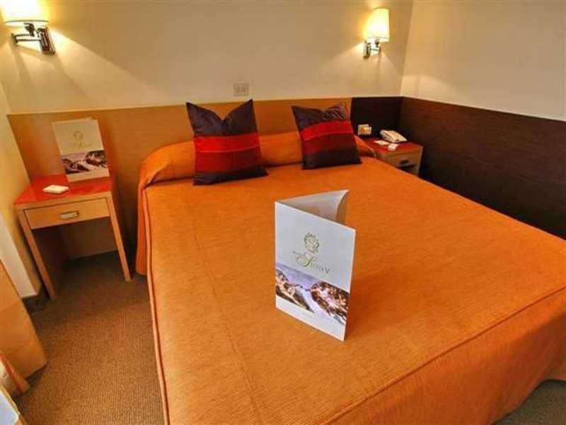 Hotel Sisto V Roma Camera foto
