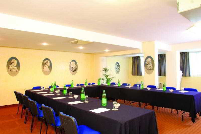 Hotel Sisto V Roma Esterno foto