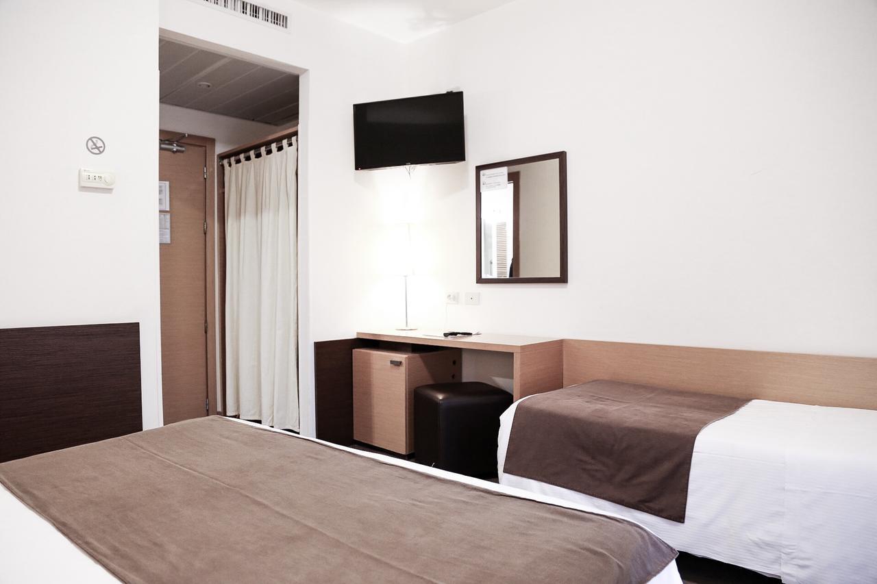 Hotel Sisto V Roma Esterno foto