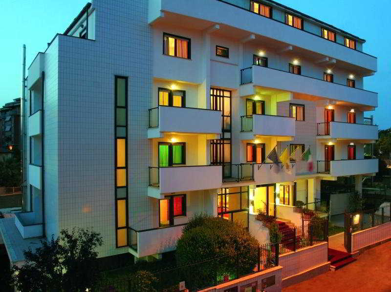 Hotel Sisto V Roma Esterno foto