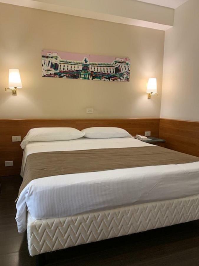 Hotel Sisto V Roma Esterno foto